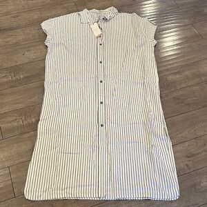 NWT Calia by Carrie Underwood striped white and blue XL Yucatan dress